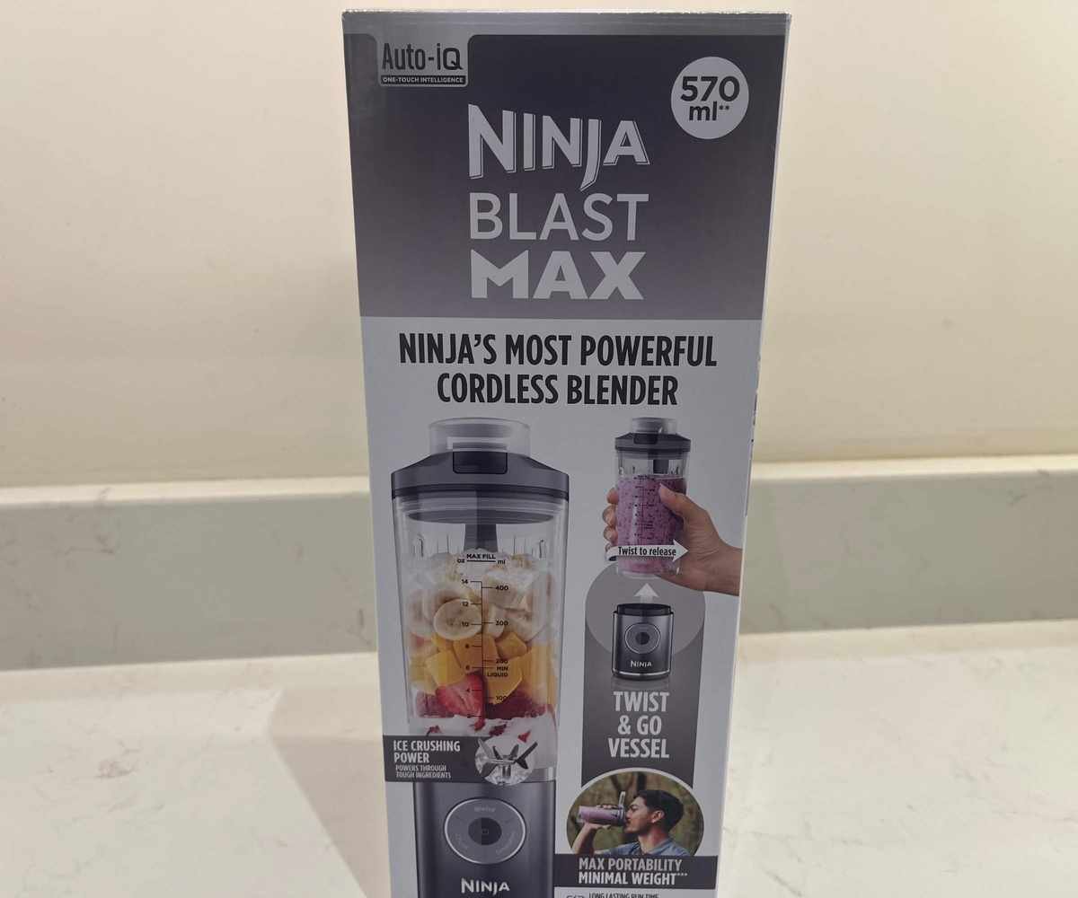 The Ninja Blast Max packaging