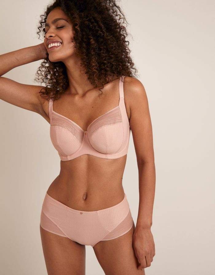 Exploring the Importance of Gussets in Women's Underwear