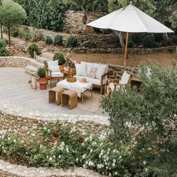 Transform Your Backyard into a Stunning Retreat on a Budget
