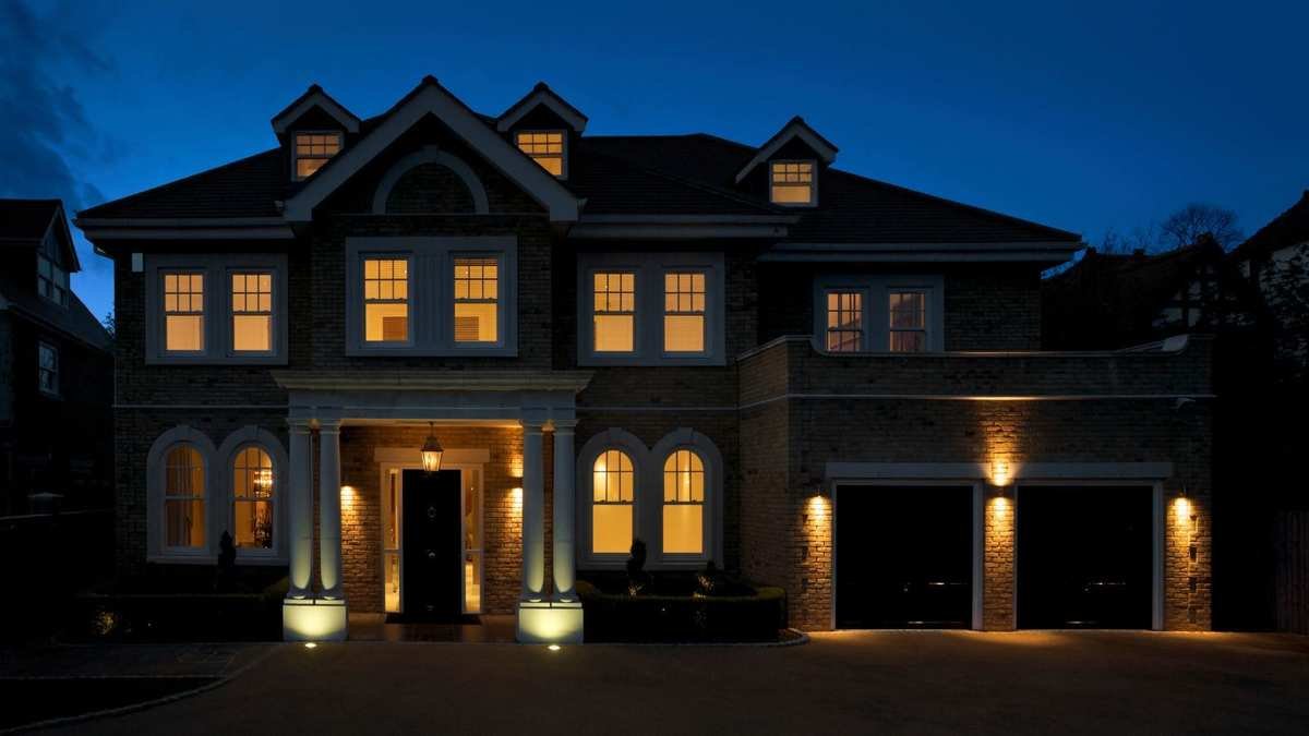 Illuminate Your Garden: Essential Security Lighting Tips