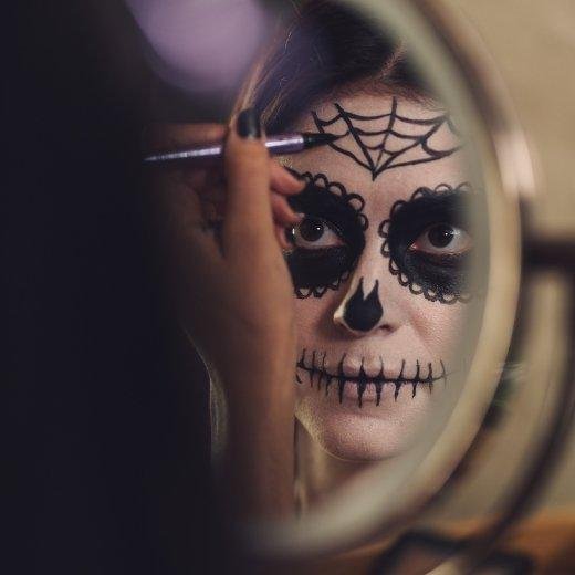 Spooktacular Skin Care Tips for a Flawless Halloween