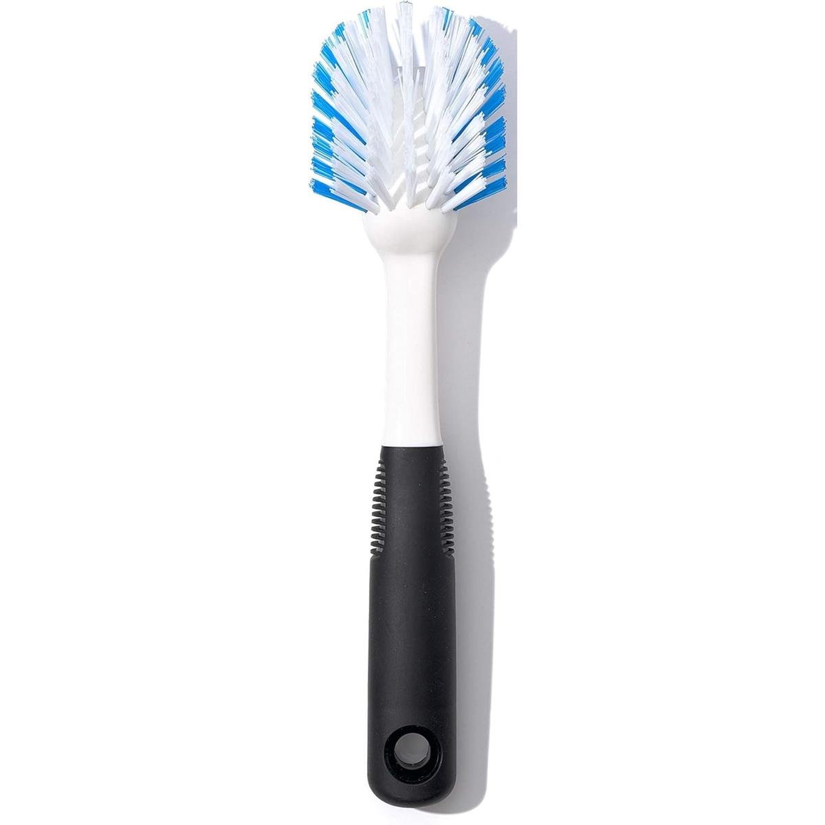 Oxo scrubbing brush