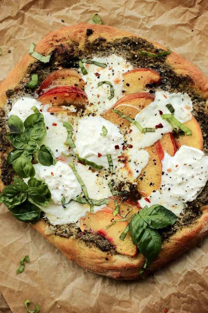Peach and Pesto Pizza: A Perfect Summer Delight