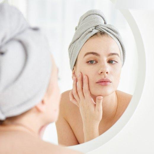 Essential Strategies for Combating Dry Skin This Winter