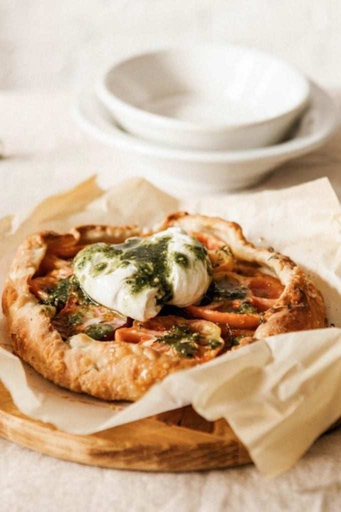 heirloom tomato and burrata galette_no-cook finger foods for parties