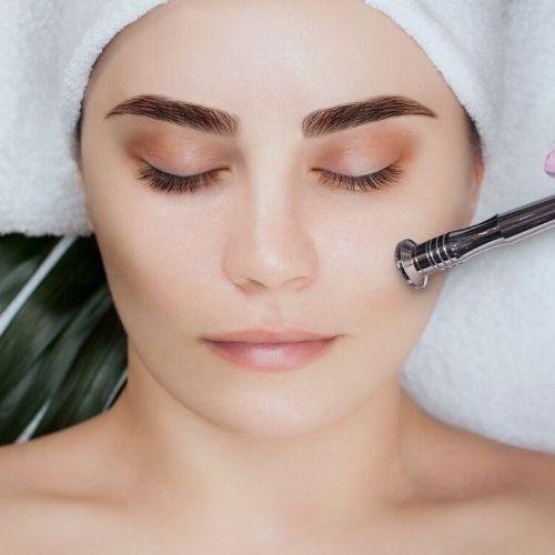 Microdermabrasion: Discover Its Benefits for Smooth, Youthful Skin
