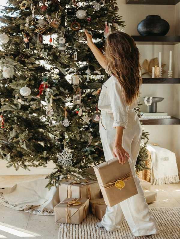 Make the Holidays Yours: Embrace Meaningful Traditions