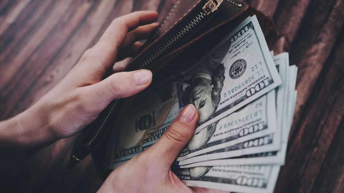 Smart Ways to Save $5,000 Over the Year