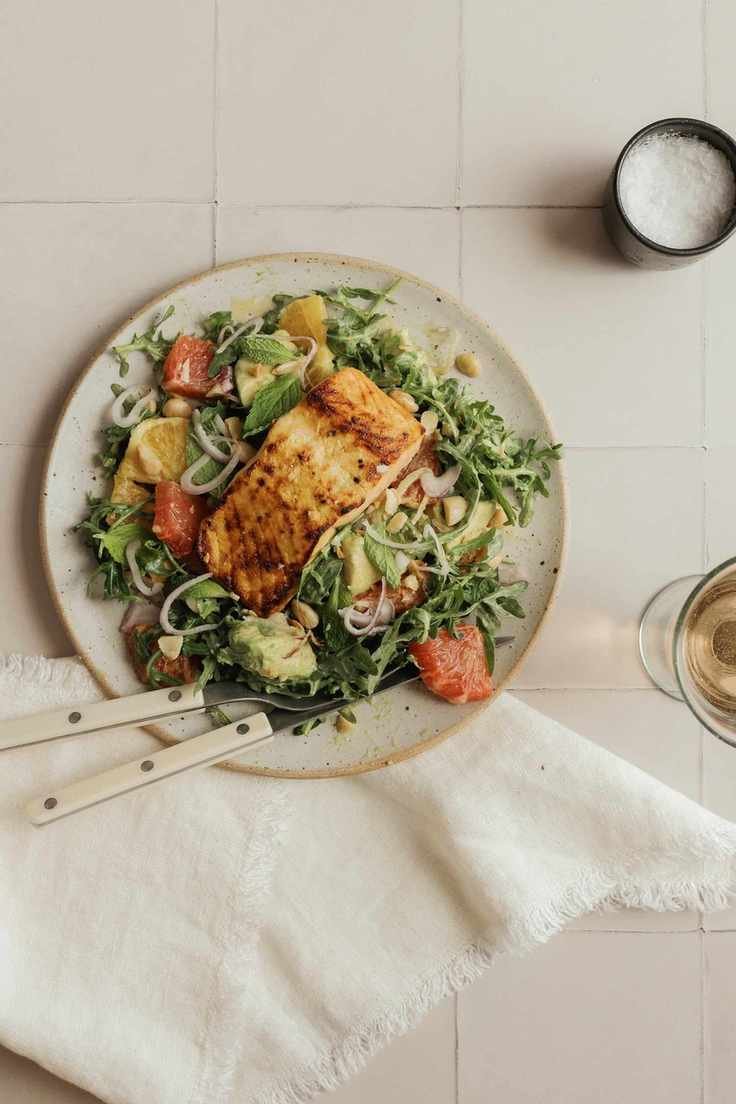 Nourishing Foods for Clear Skin: A Nutritionist's Acne-Fighting Diet