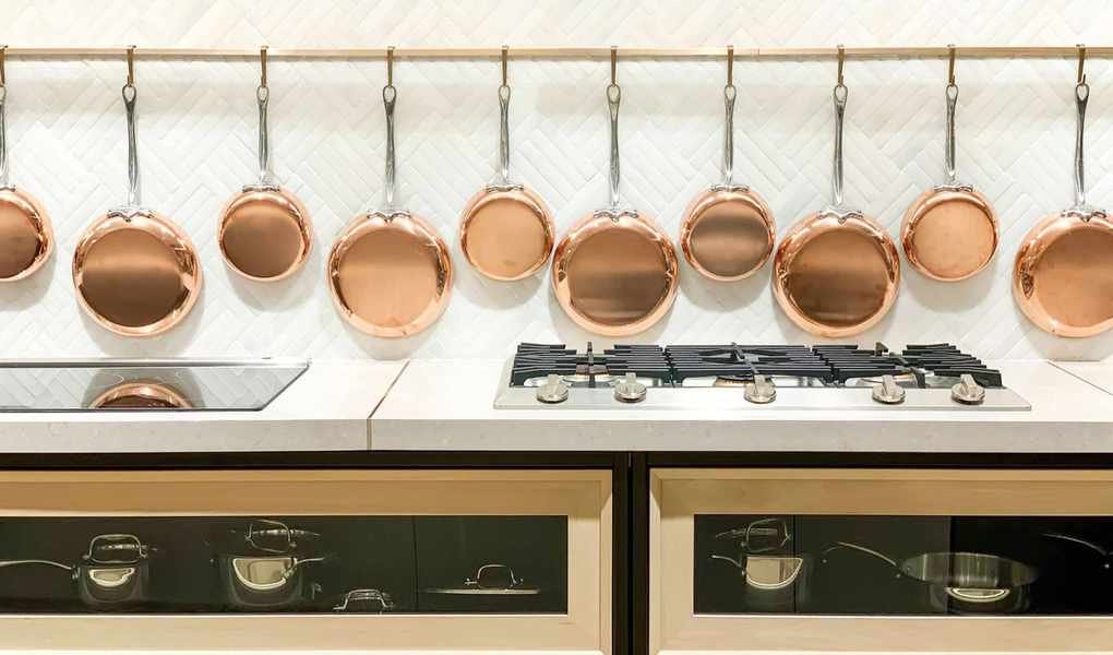 Cleaning a Burnt Pan: 5 Simple Steps for a Fresh Look