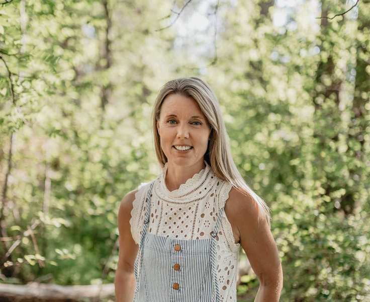 Exploring the #Tradwife Trend and Its Cultural Implications