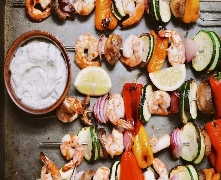 Colorful Shrimp Skewers: Quick and Delicious Dinner Idea