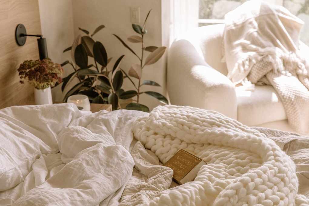 Sex in Your 40s: Rediscovering Intimacy and Pleasure