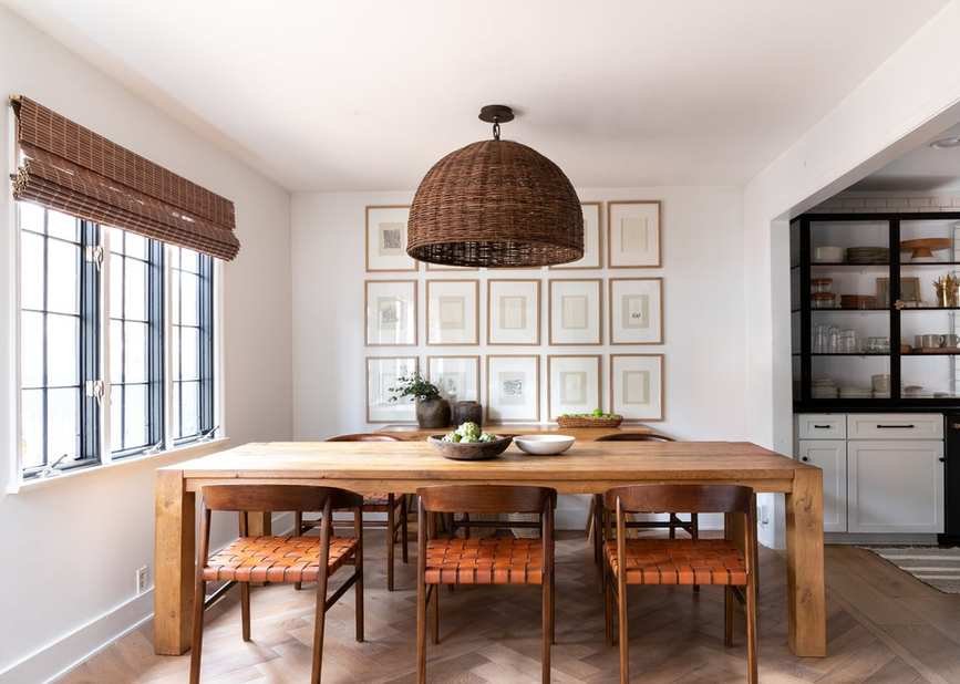 Transform Your Dining Table With These 15 Stunning Centerpiece Ideas