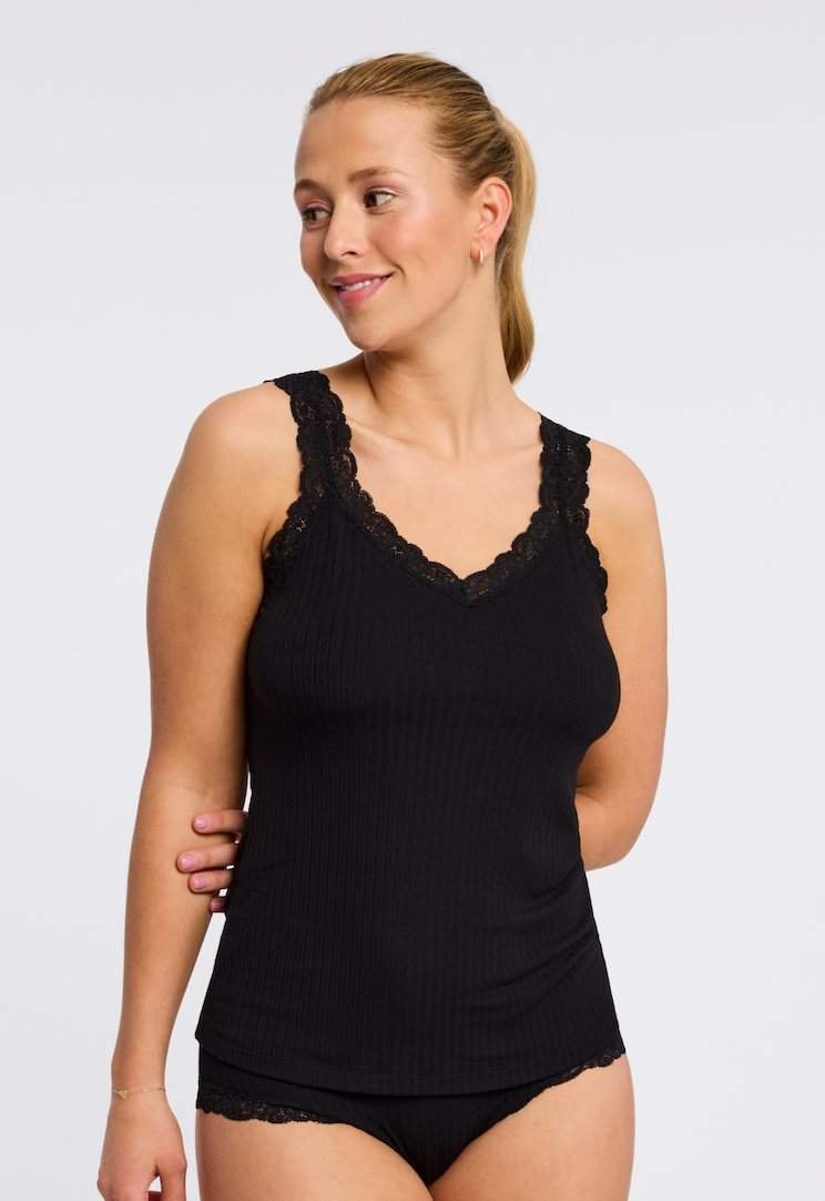 Understanding the Shelf Bra Cami: A Stylish and Functional Layer