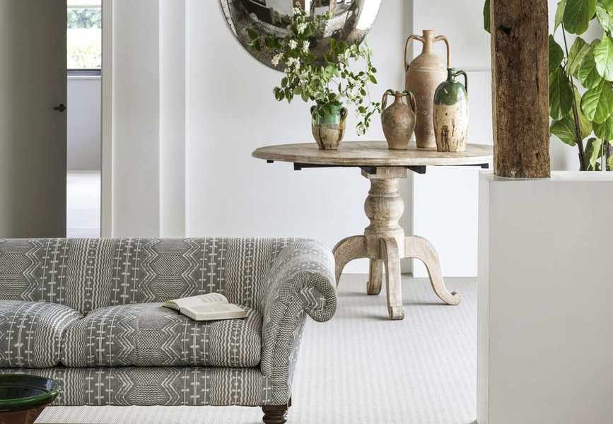 Deep Cleaning Your Carpet: Expert Tips for a Flawless Finish