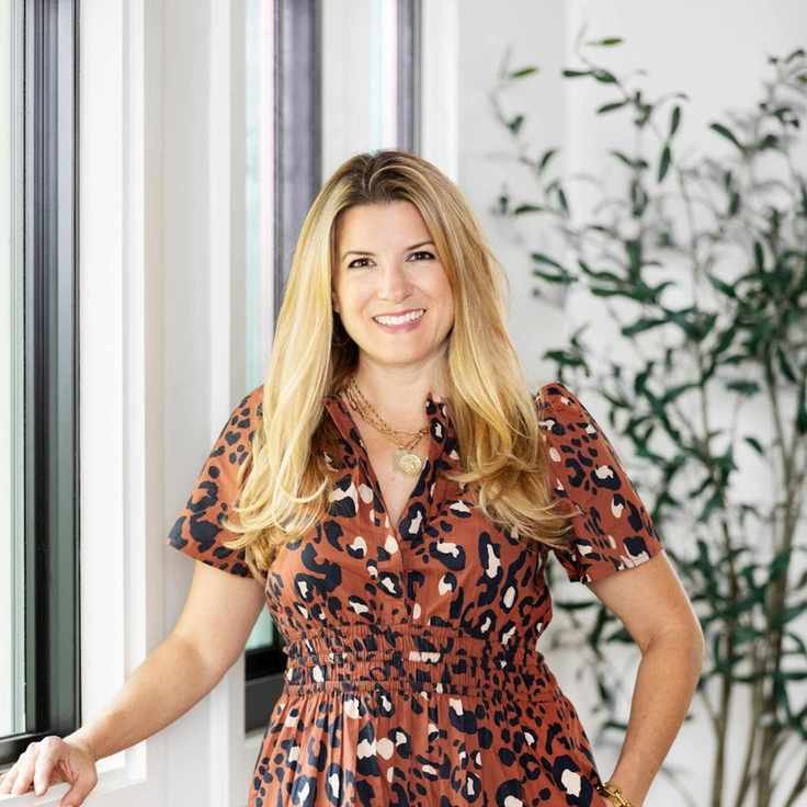 A headshot of designer Jennifer Davis