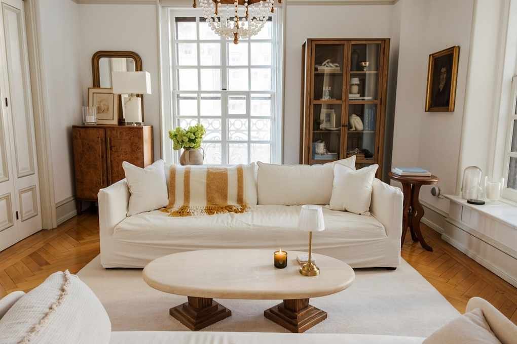 Small Living Room Inspirations for a Calm and Airy Vibe