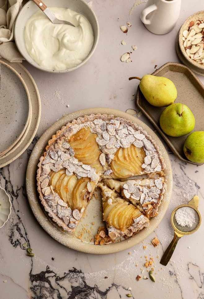 Delightful Pear Frangipane Tart: A Seasonal Favorite