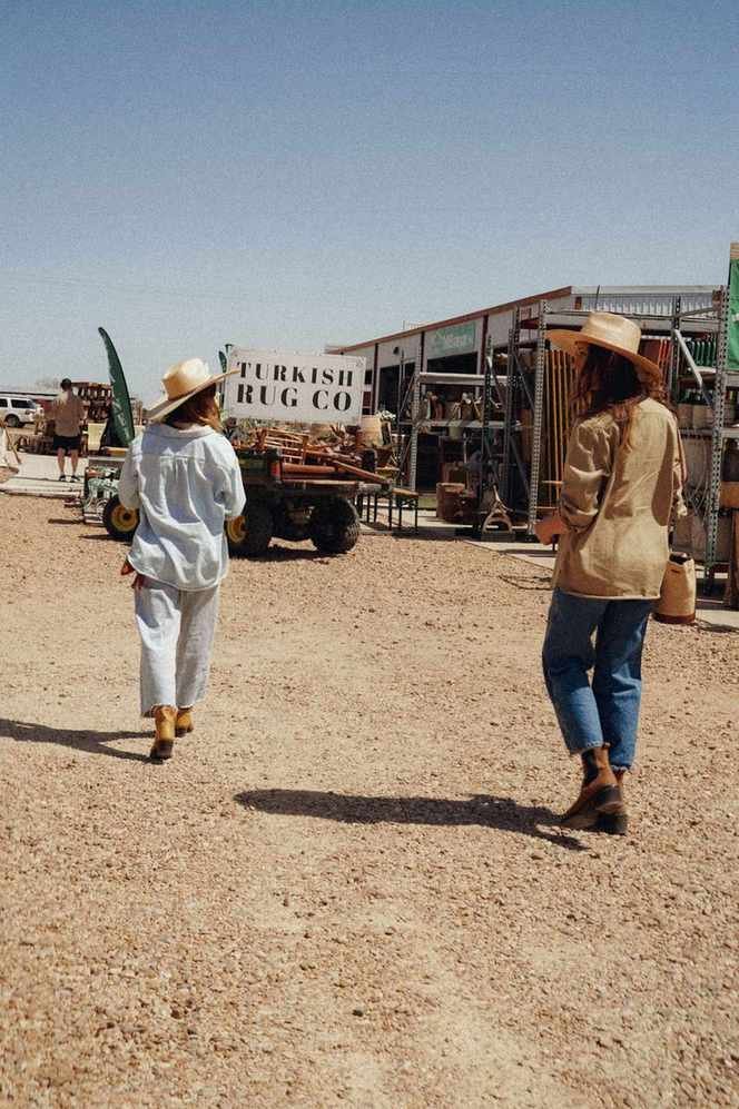 Shopping Round Top Antiques Fair: A Designer's Essential Guide