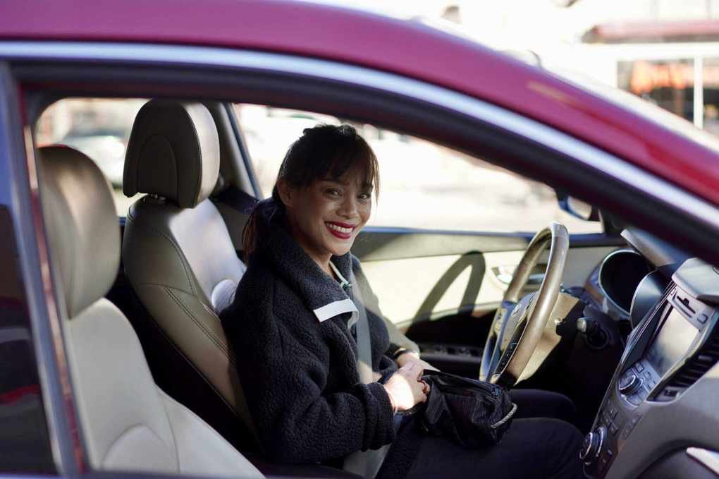 Cars: A Smart Woman's Guide to Buying and Selling