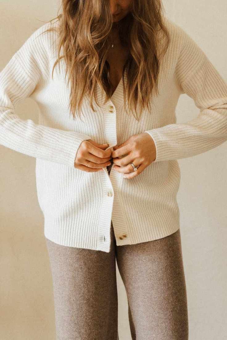 Timeless Fall Essentials That Enhance Your Wardrobe