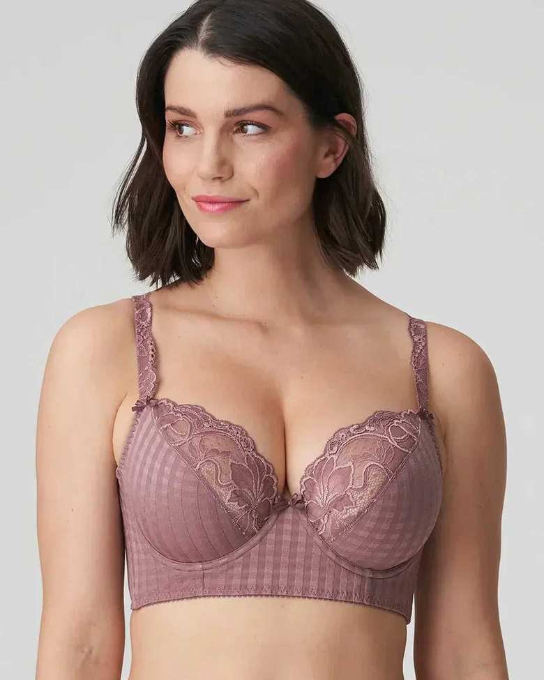 Decoding the G Cup Size: Your Guide to Finding the Right Fit