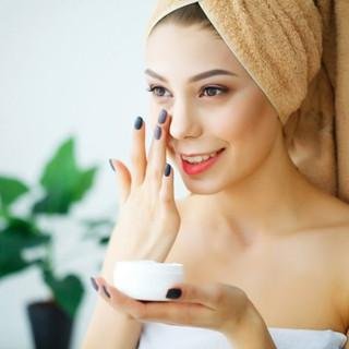 Effective Strategies for Sticking to Your Skincare Routine