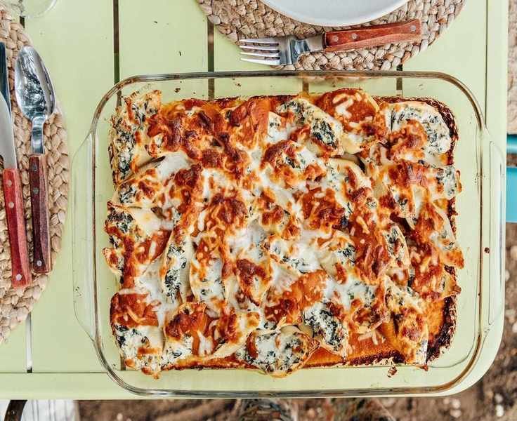 Delicious Italian Stuffed Shells Recipe for Your Next Dinner Party