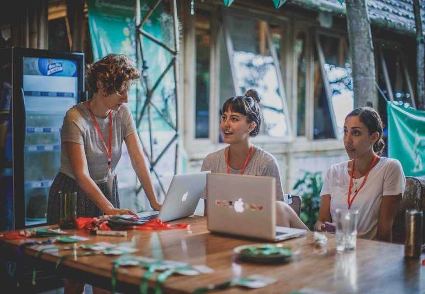 What to Do When Your Manager Leaves Without Warning