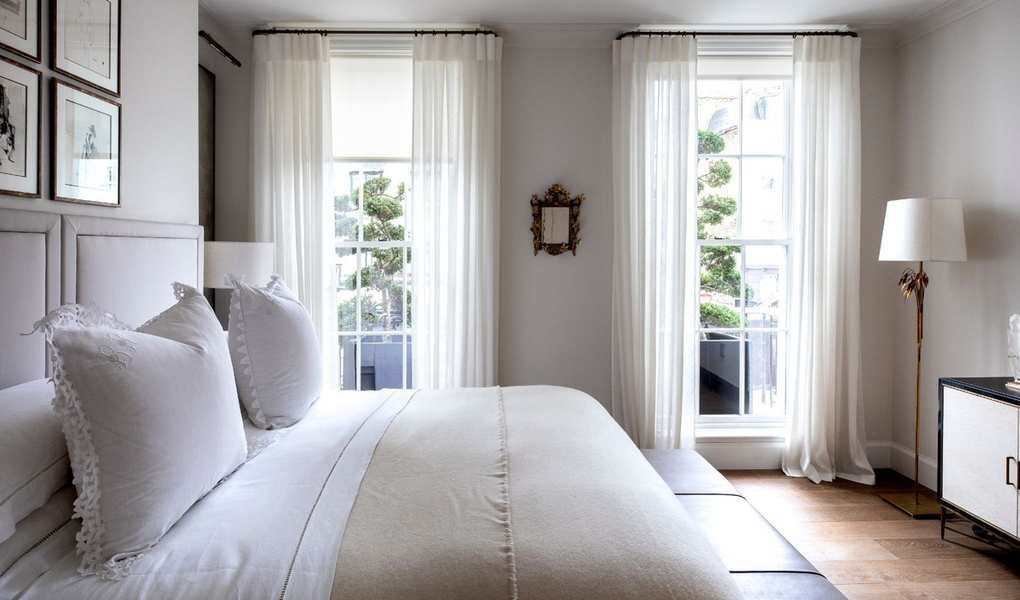 Understanding Why White Walls Can Appear Yellow and Choosing the Right Paint