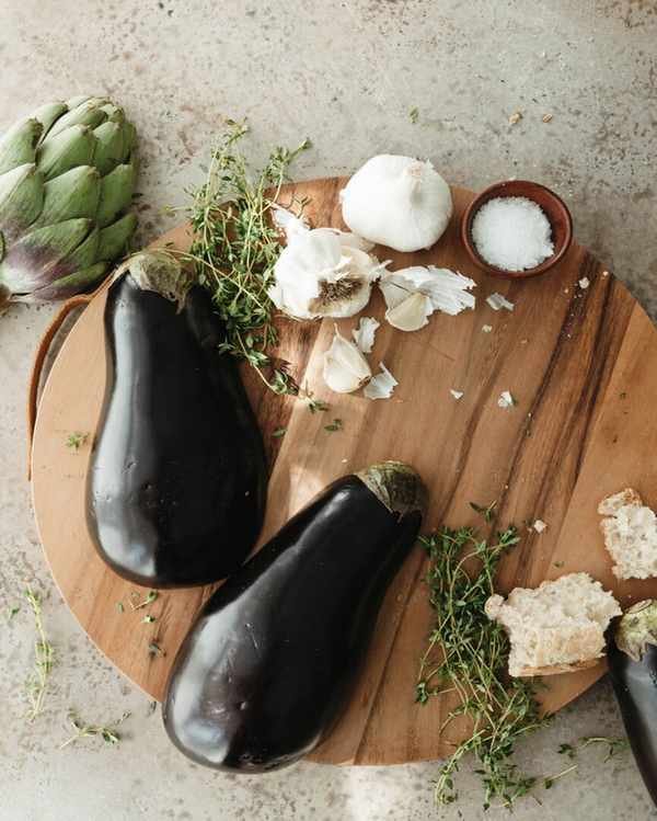 ingredients to make smokey eggplant dip