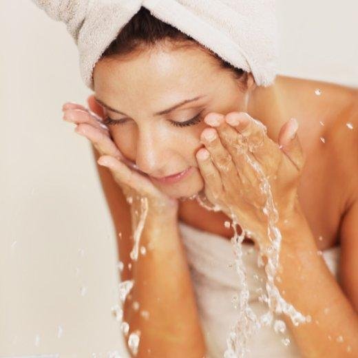 Water-based cleansing reduces oily residue Water-based cleansing reduces oily residue