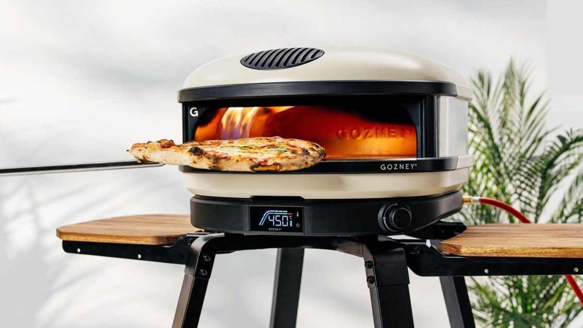 Creating Perfection with the Gozney Arc Pizza Oven