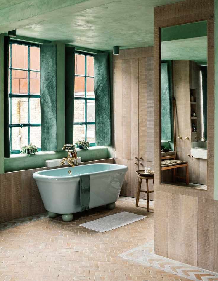 Bathroom with lime plastered walls
