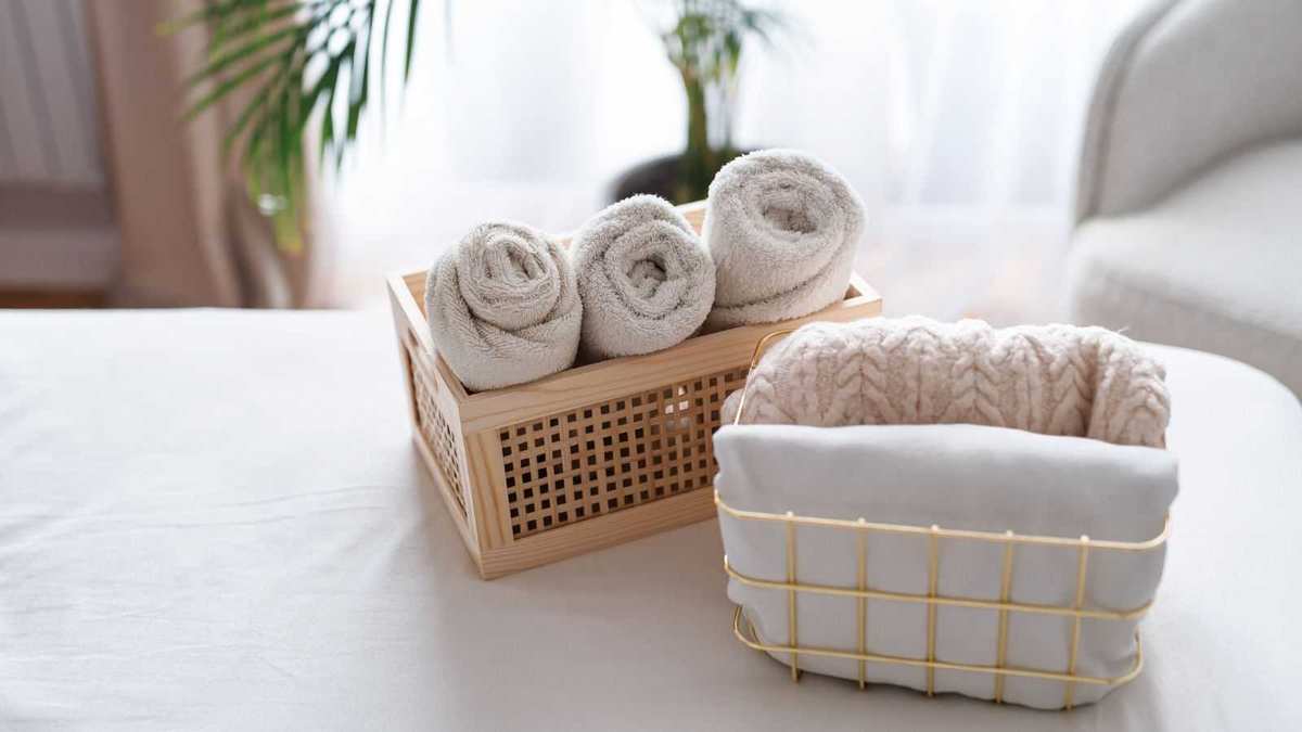 Declutter for Positive Feng Shui: 6 Essential Tips from Experts