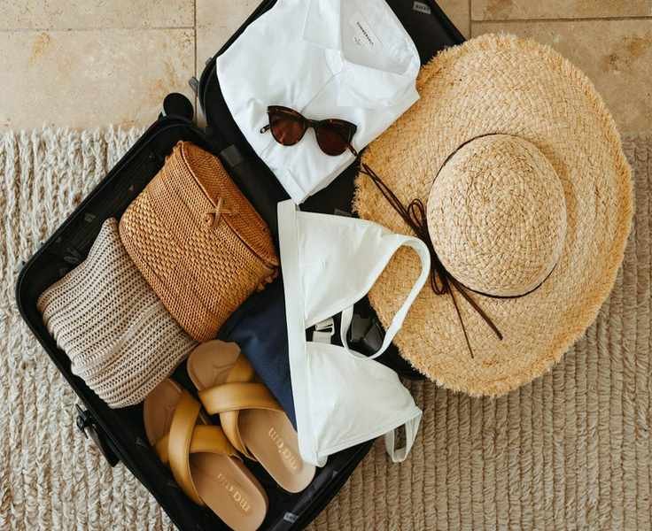 36 Must-Have Accessories to Refresh Your Wardrobe This Spring