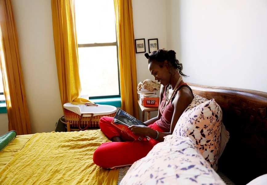 12 Inspiring Reads for Your Sober-Curious Adventure