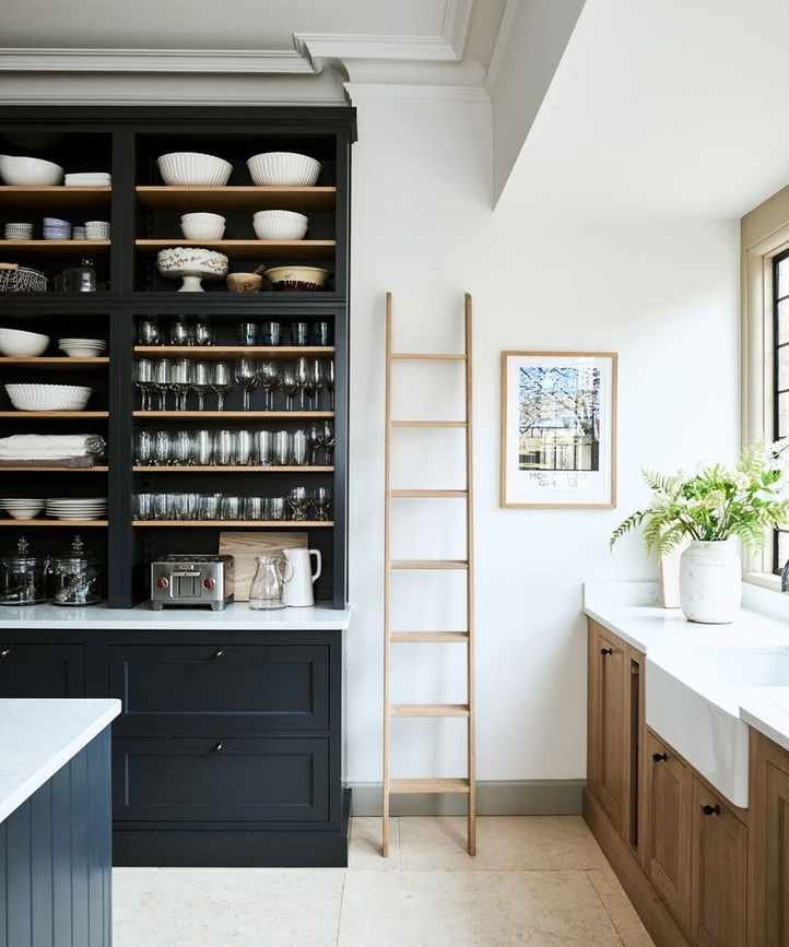 Stylish Black and White Decorating for a Chic Parisian Vibe