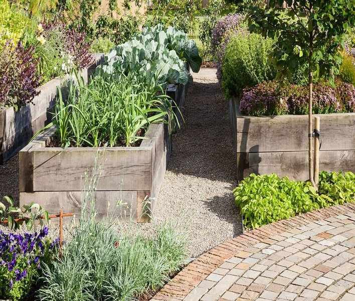 Walmart's 8ft Long Metal Raised Garden Bed Now Just $110
