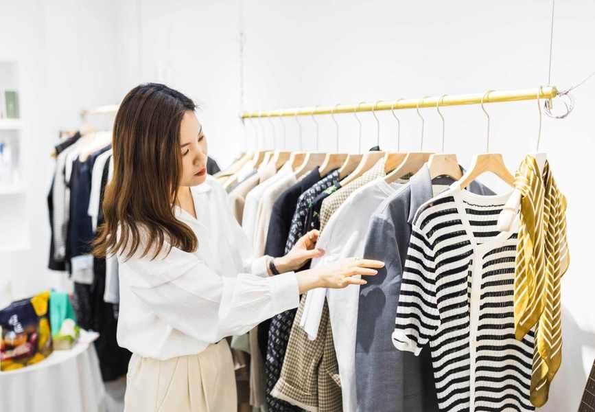Key Pieces to Refresh Your Work Wardrobe for the Office