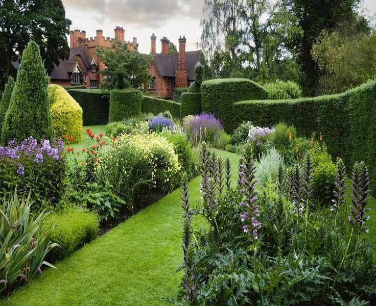 Key Elements of Arts and Crafts Garden Design for Your Backyard
