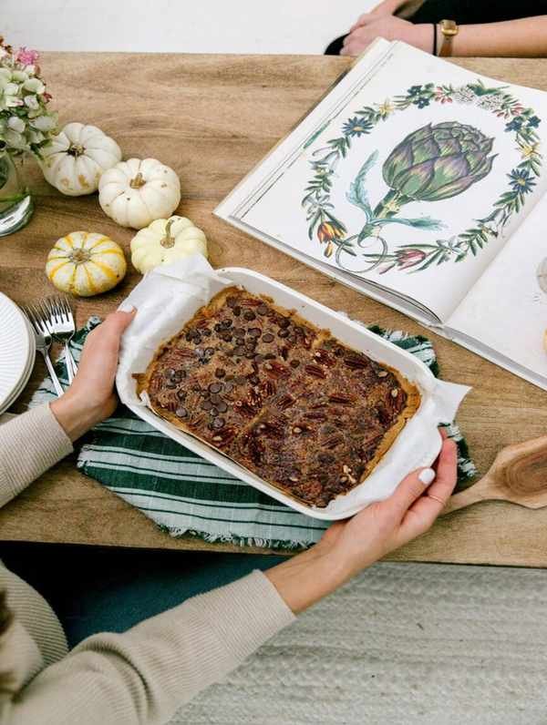 Pecan Pie Bars: Two Irresistible Variations to Try