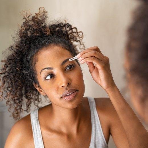 Sparse Eyebrows? Tips for Regrowing Your Brows Naturally