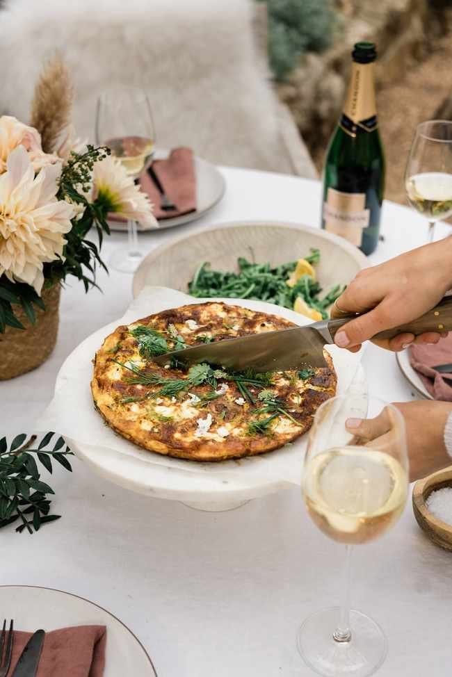 how to make a frittata - red pepper, spinach, goat cheese