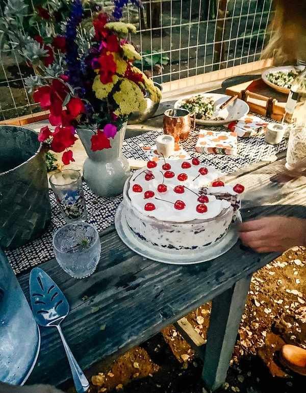 Delicious Spumoni Ice Cream Cake for Any Celebration