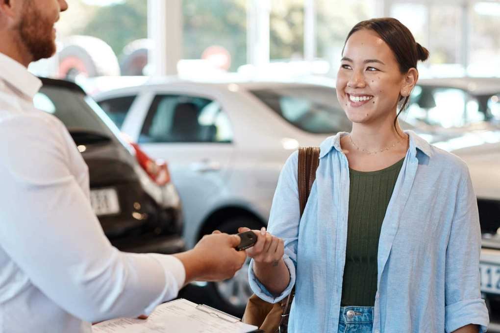 Leasing vs. Buying a Car: Key Insights to Consider Before You Decide