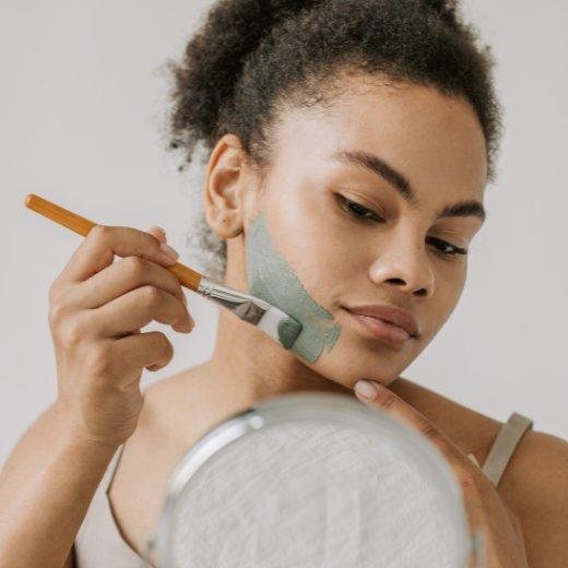 Top Ingredients to Control Oily Skin Effectively