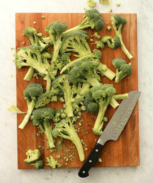 Crispy Sweet and Spicy Roasted Broccoli