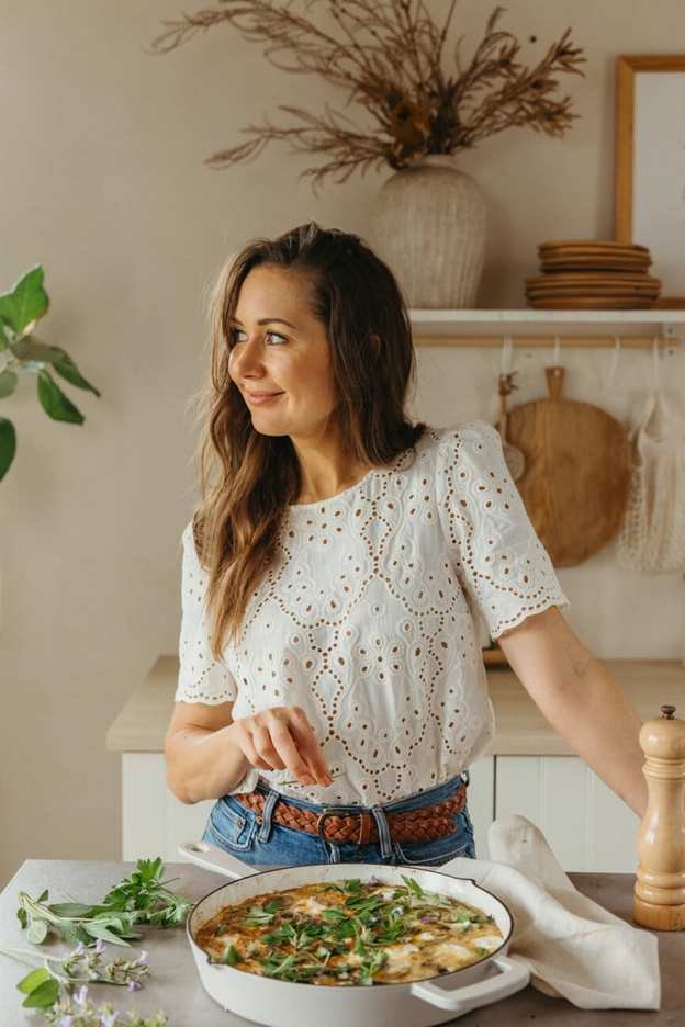 Natural Ways to Boost Your Gut Health: 14 Expert Tips